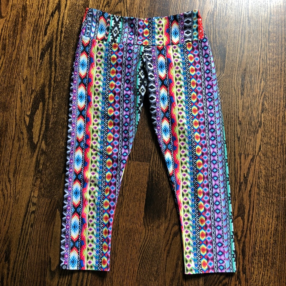 Onzie Friendship Capri Leggings Size S/M